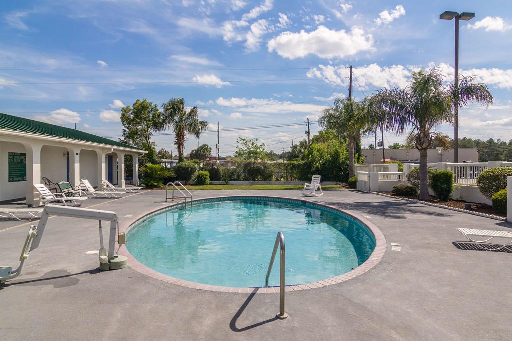 Motel 6 Waycross Exteriér fotografie