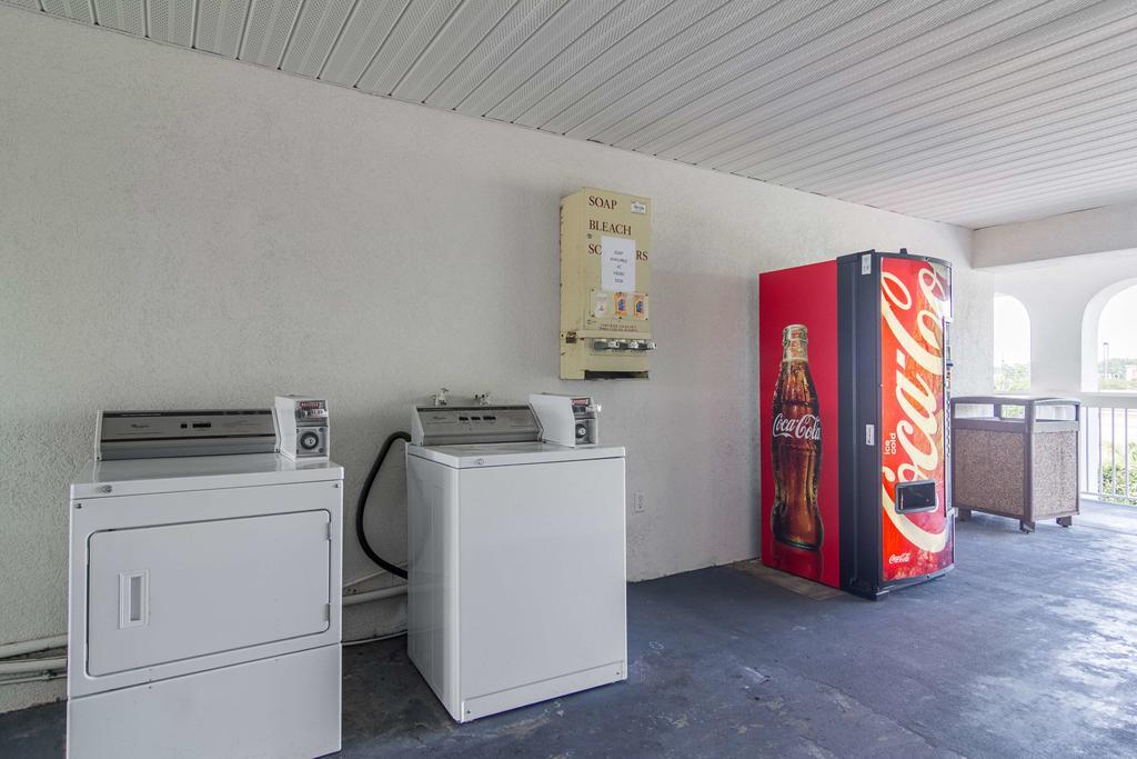 Motel 6 Waycross Exteriér fotografie